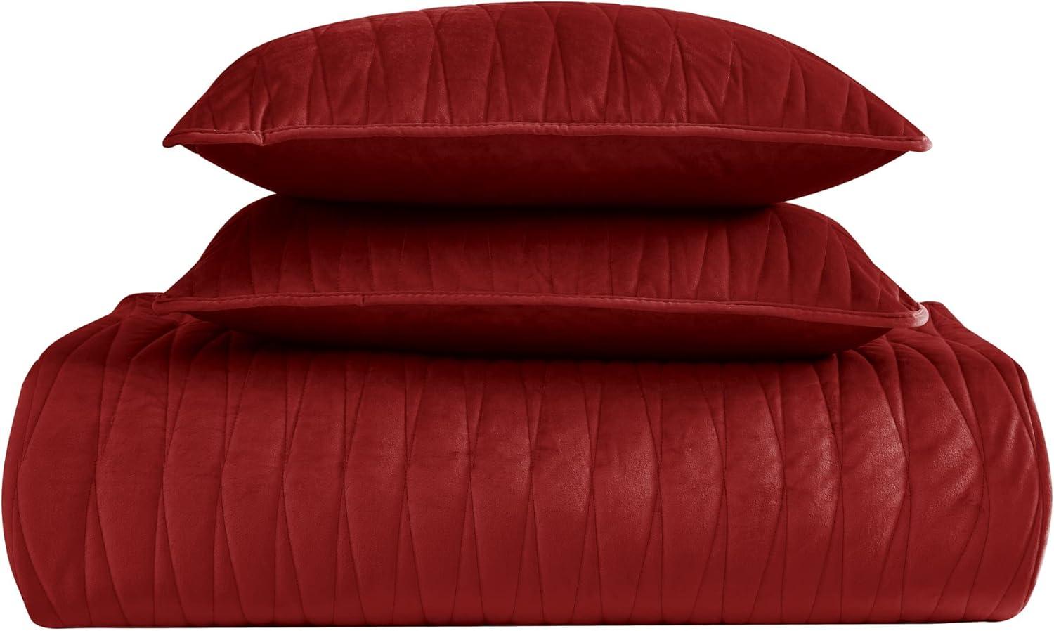 Sophisticated Burgundy Velvet Twin Quilt Set, Reversible Design