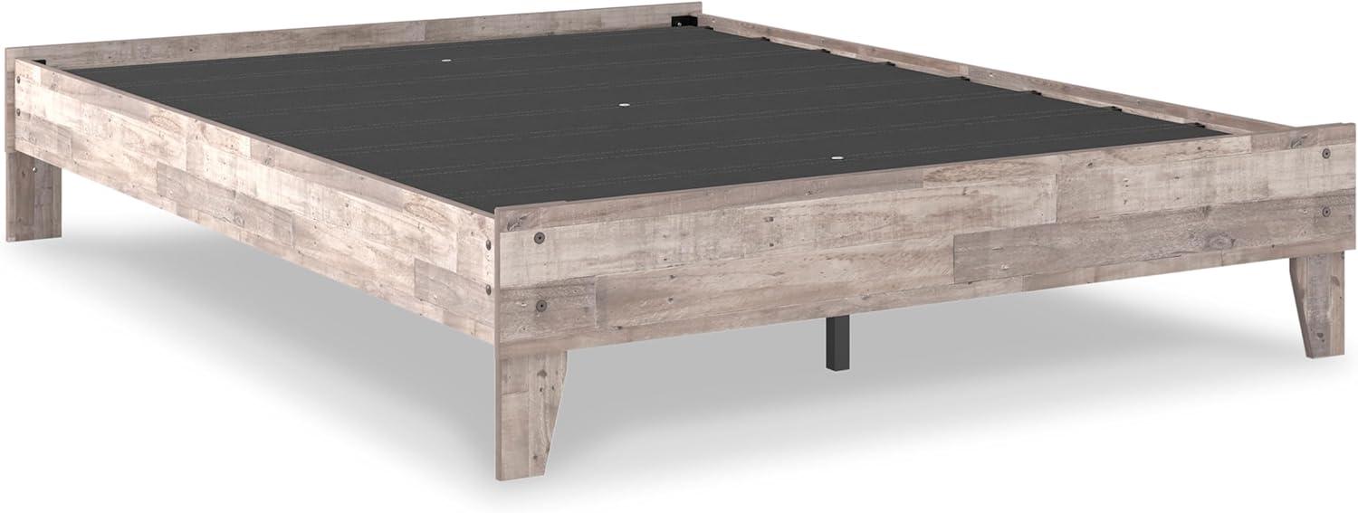 Signature Design by Ashley Queen Neillsville Platform Bed Whitewash: Beach Chic Urban Style, Pine Grain, No Box Spring Needed