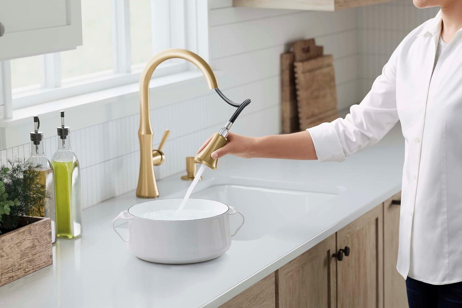 Vibrant Brushed Moderne Brass Single Handle Kitchen Faucet with Pull-Down Sprayer