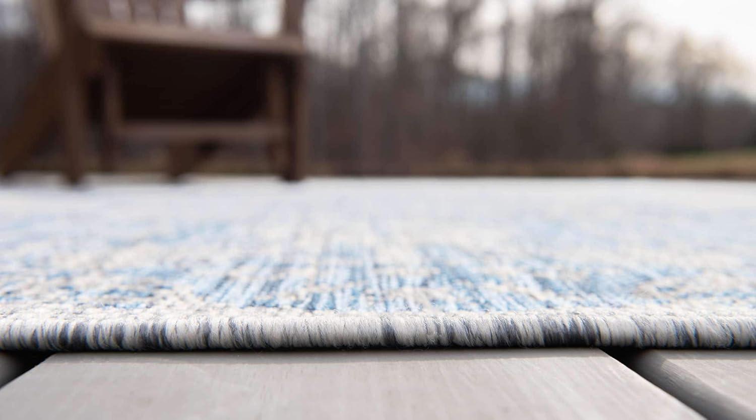 Unique Loom 4' 1 x 4' 1 Round Indoor/Outdoor Traditional Blue Area Rug