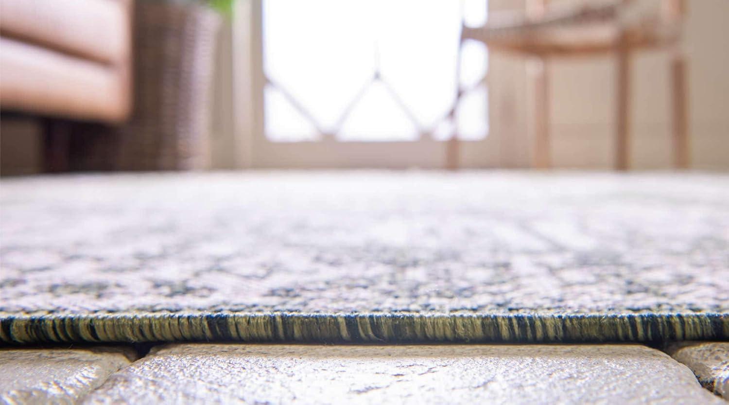 Unique Loom 6' 0 x 9' 0 Rectangle Indoor/Outdoor Traditional Green Area Rug