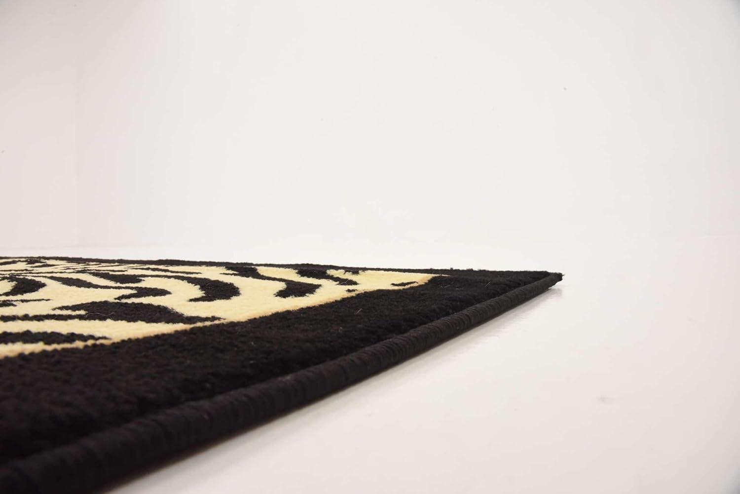 Wildlife Collection Light Brown and Black 6' x 9' Area Rug