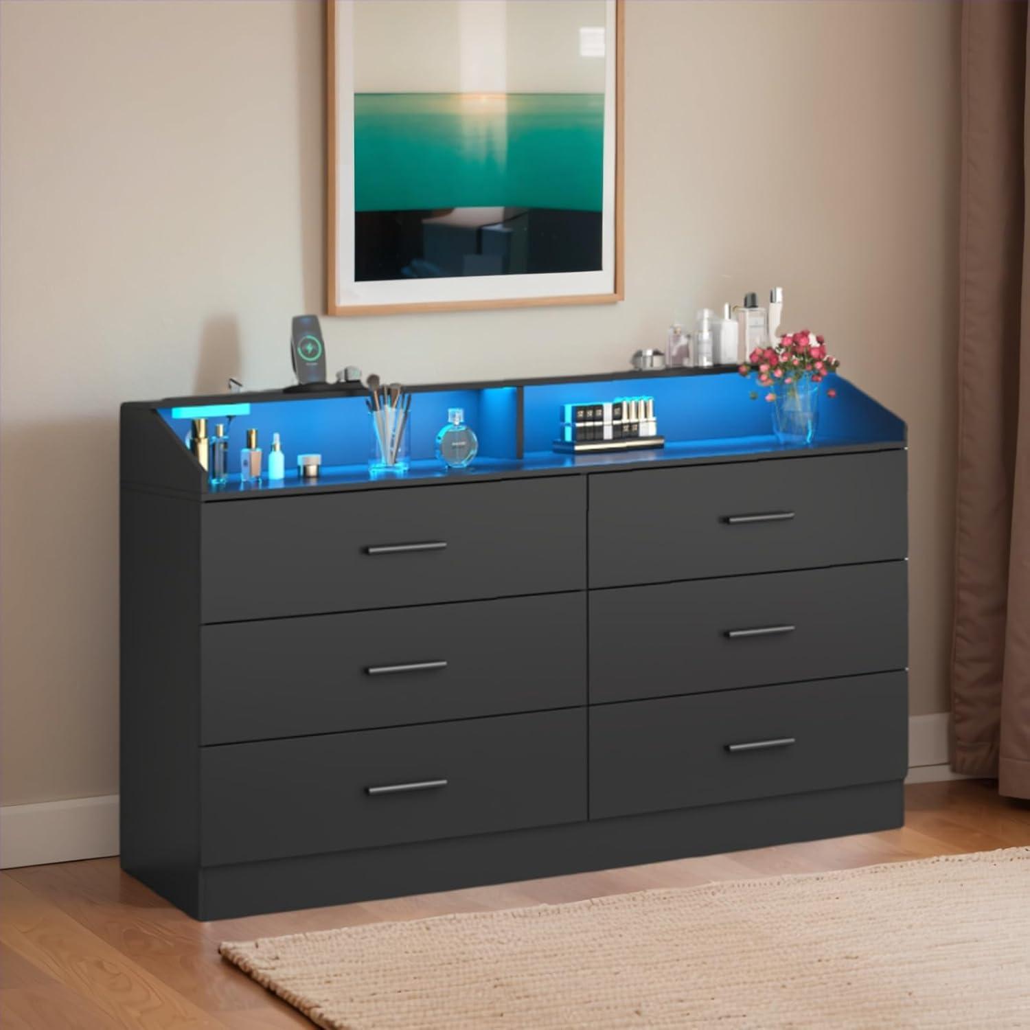 Gyfimoie 6 Drawers Dresser with Power Outlet, Chest of Drawers with LED Light, Modern Dresser with Open Storage Cubby, Double Wide Dresser Organizer for Bedroom, Living Room, Entryway, Hallway (Black)