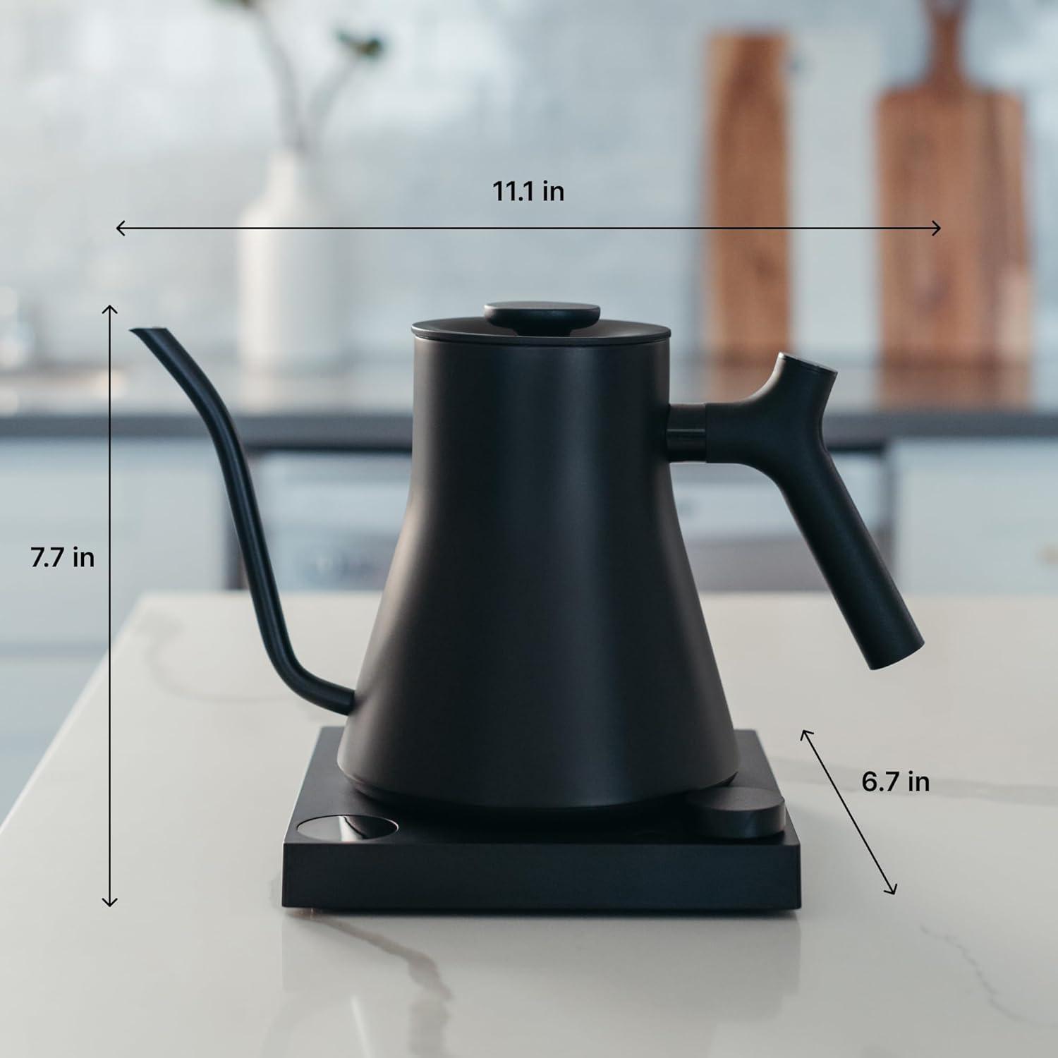 Fellow Stagg EKG Pro Electric Tea Kettle in Matte Black