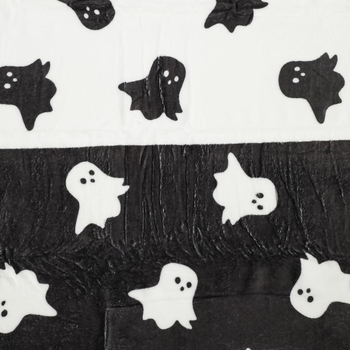 Halloween Ghosts Black & White 45” X 60” Throw Blanket