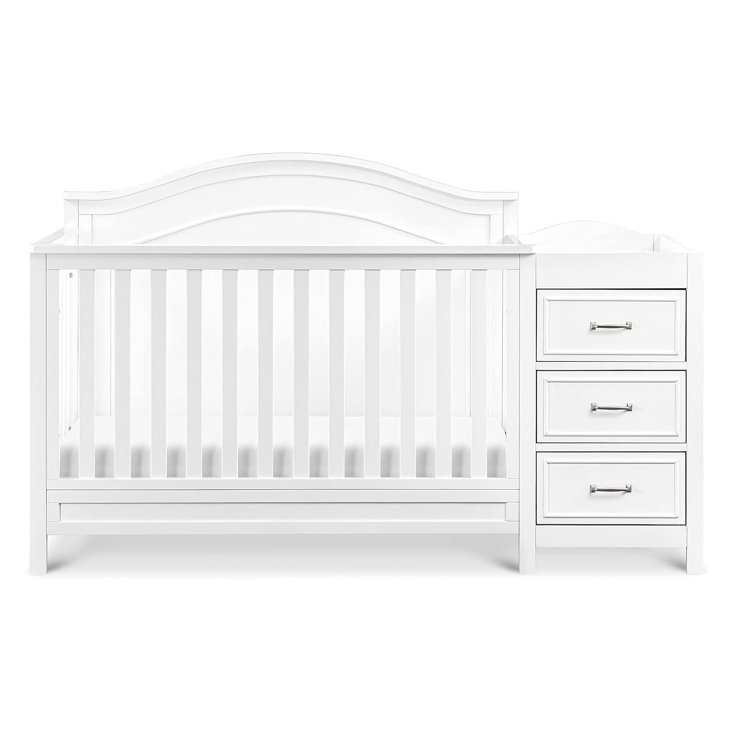 daVinci Charlie 4-in-1 Convertible Crib and Changer with Storage