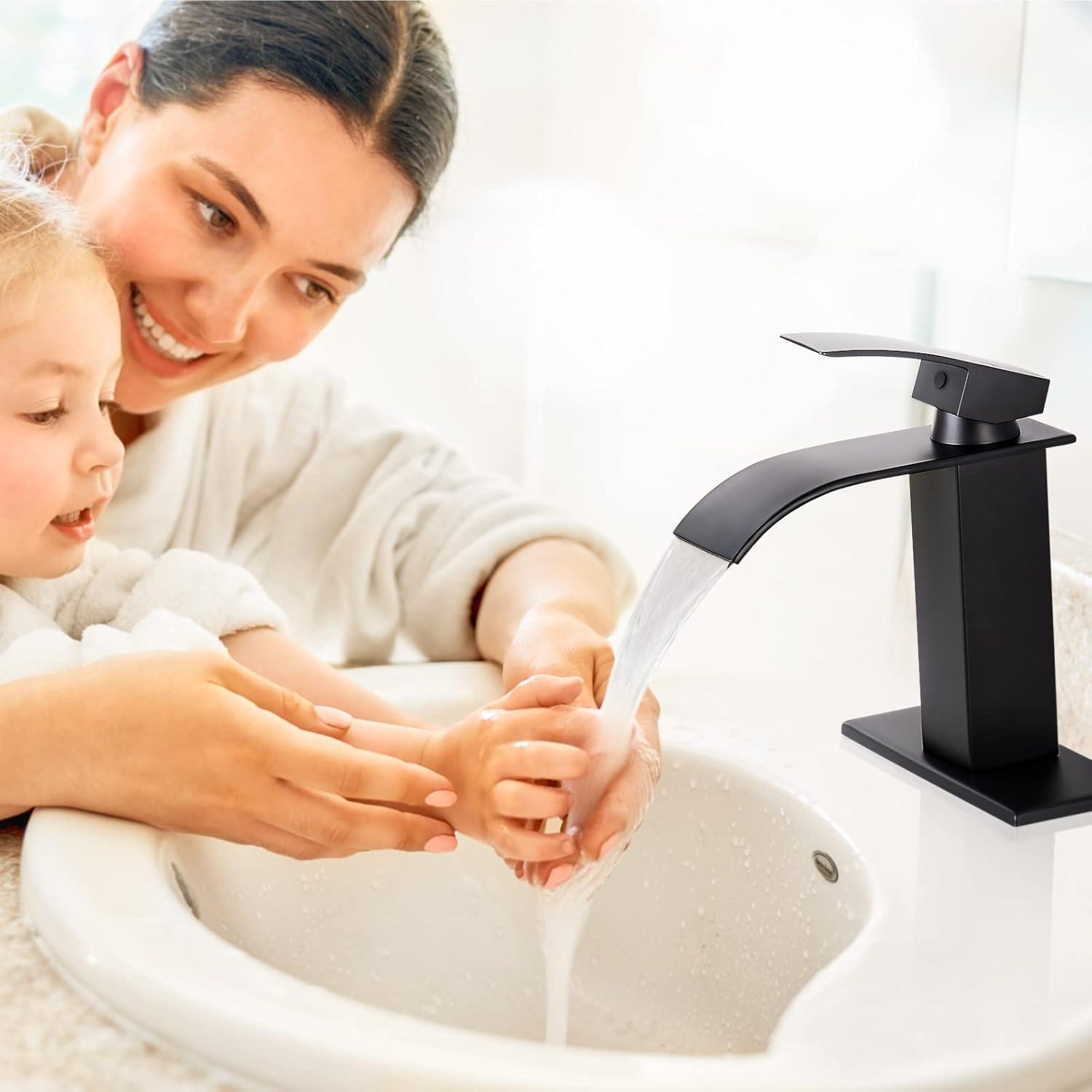 Single-Hole Single-handle Bathroom Faucet