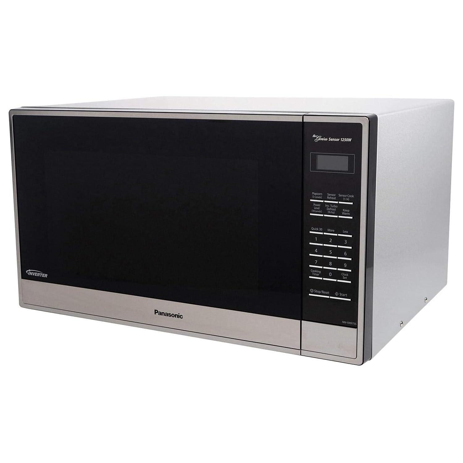 Panasonic 2.2 cu ft Countertop Microwave Oven in Stainless Steel