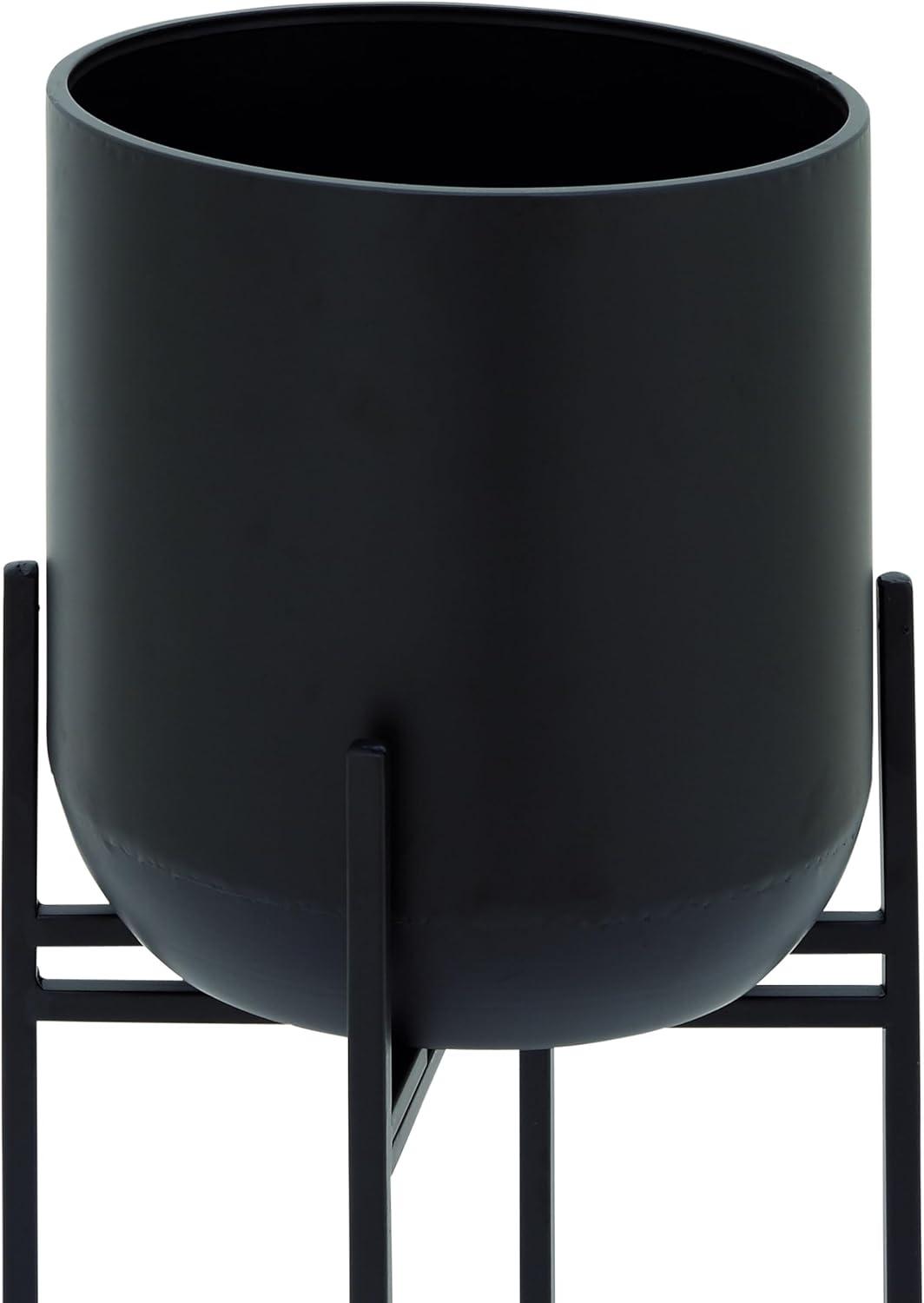 Olivia & May Modern With Stand Iron Planter Pots Black