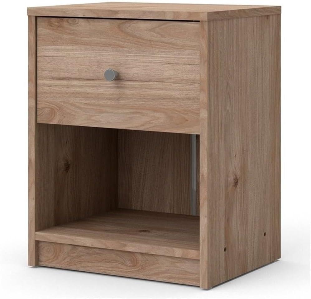 4 Piece Bedroom Set in Jackson Hickory