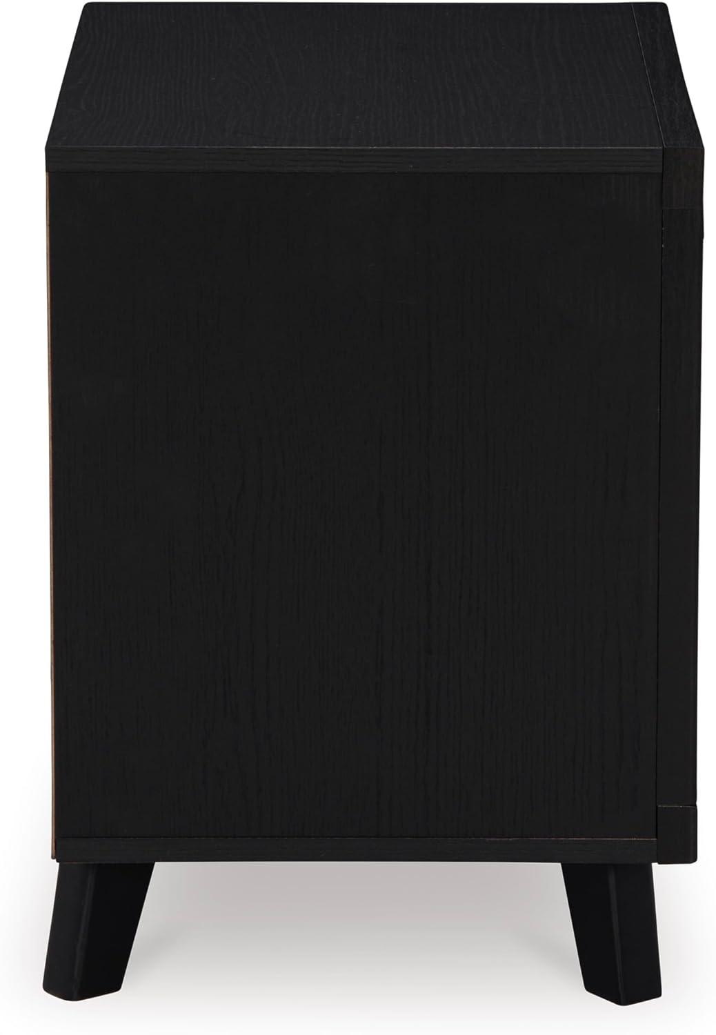 George Oliver Aydia 21.3'' W Nightstand