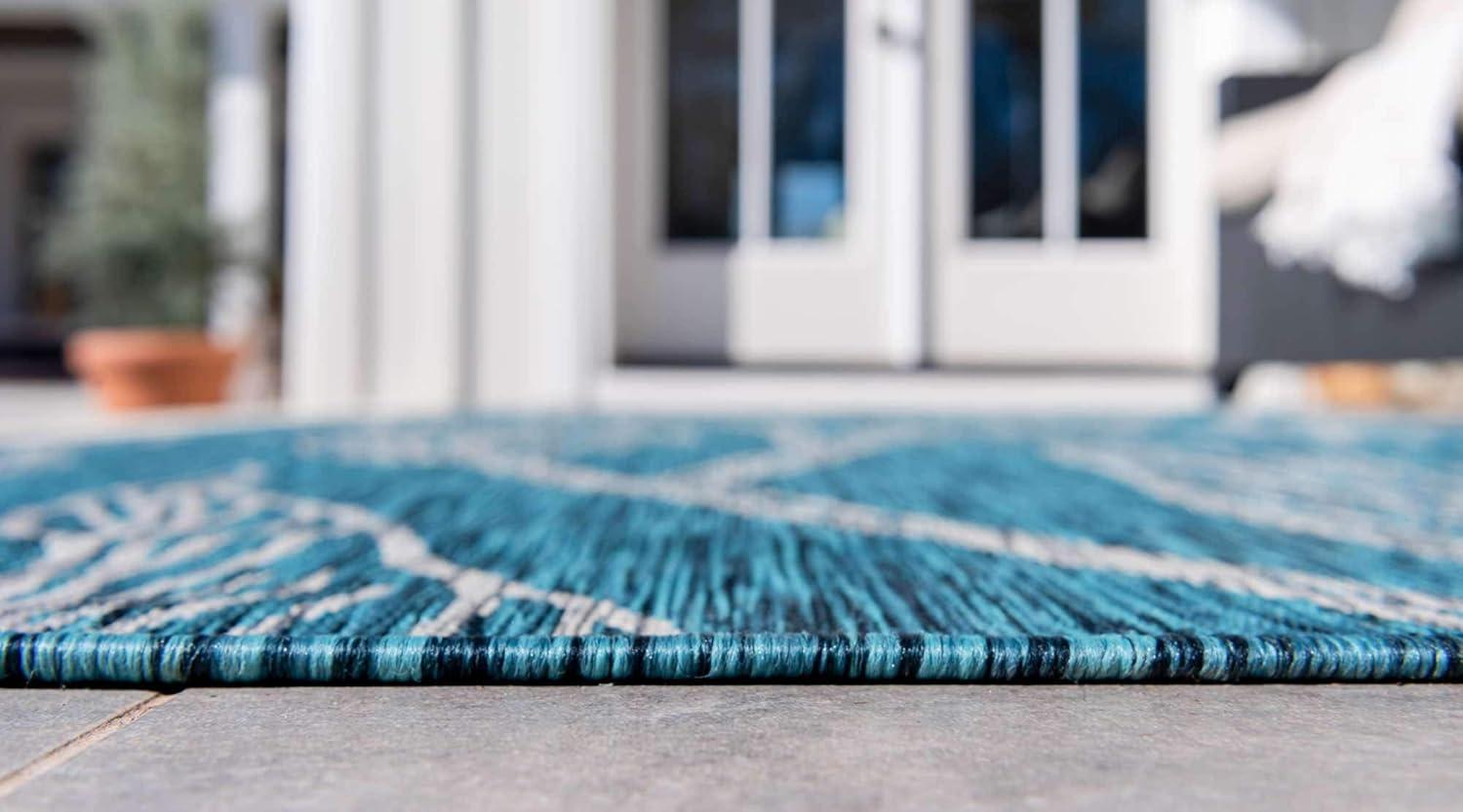 Unique Loom Outdoor Botanical Leaf Floral and Botanical Woven Area Rug