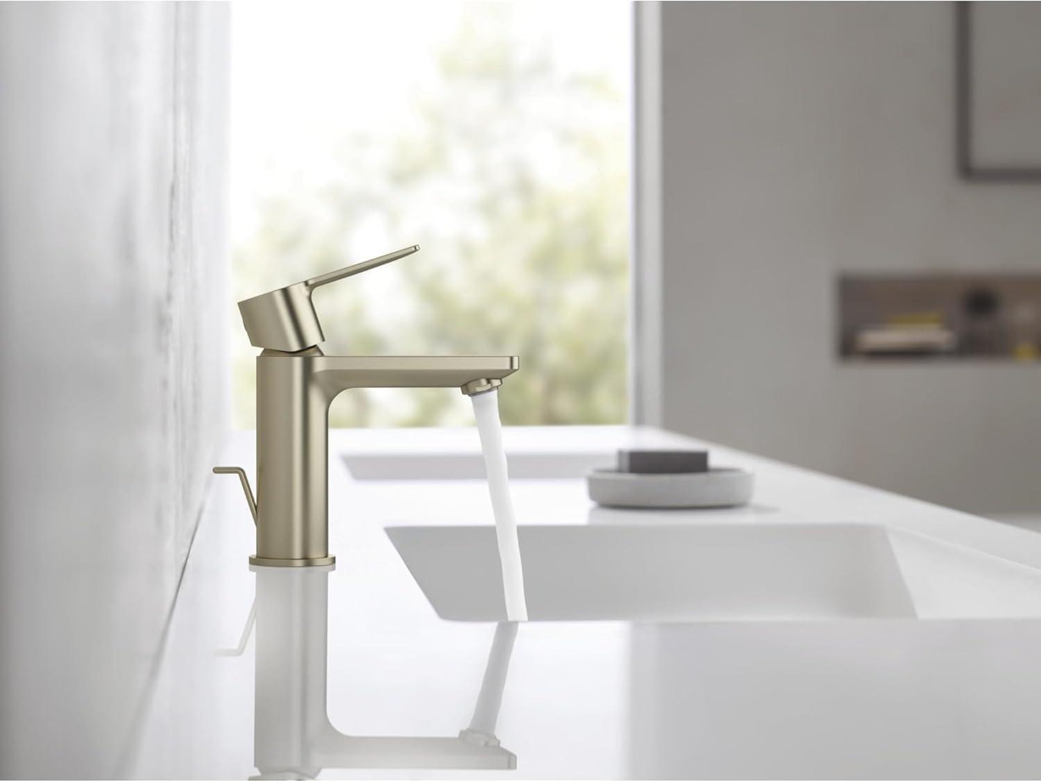 Lineare™ 7.38" Single Hole Bathroom Faucet