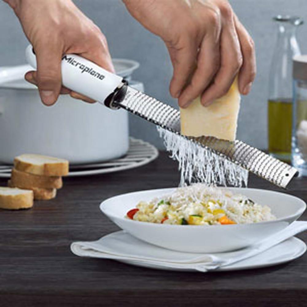 Microplane Premium Classic Zester Grater - Gray