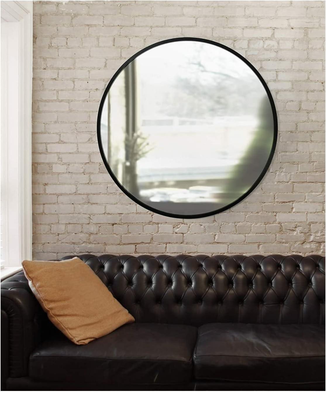 Hub Rubber Round Wall Mirror