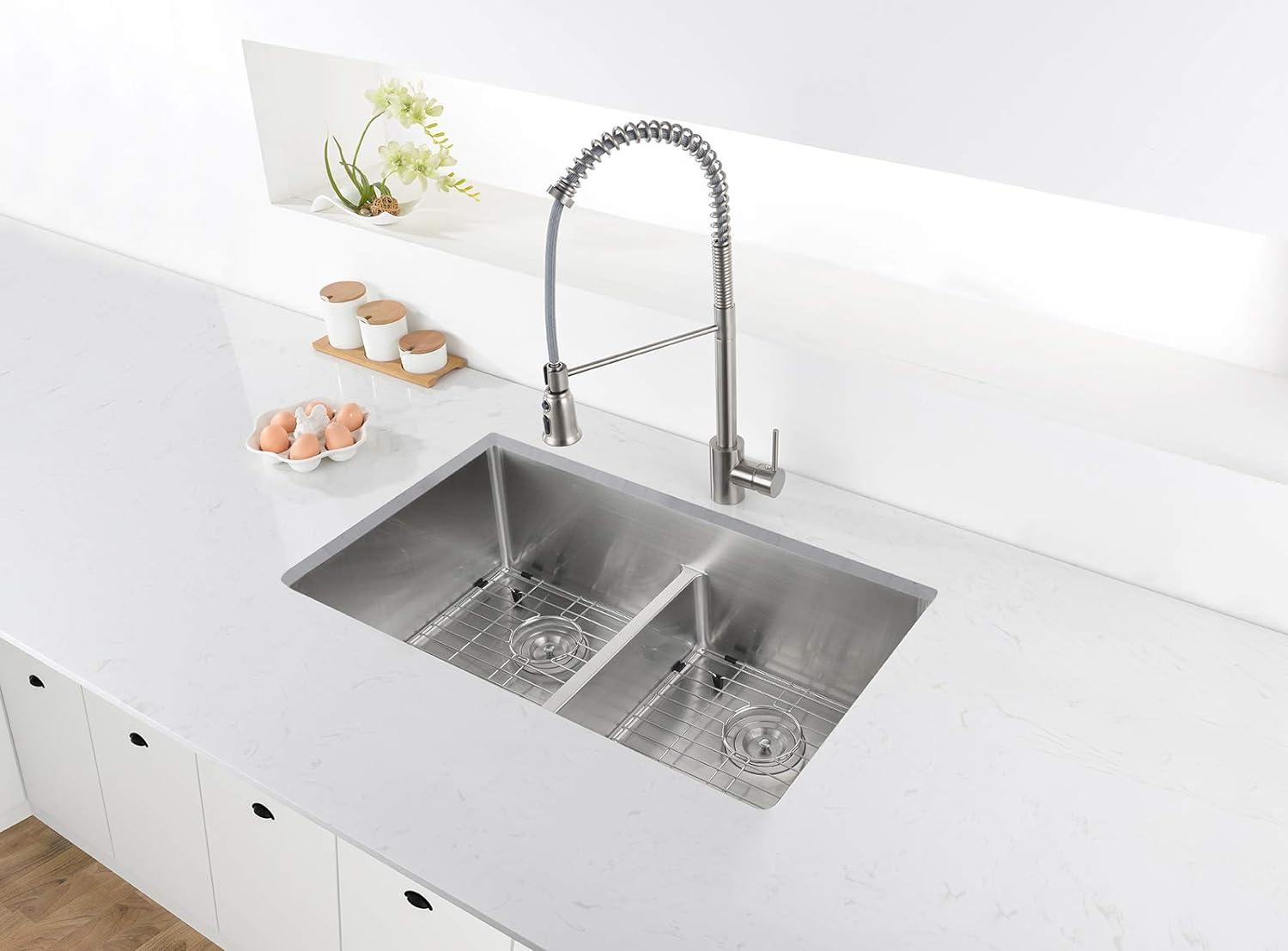 Ruvati 32-inch Low-Divide Undermount 50/50 Double Bowl Rounded Corners Stainless Steel Kitchen Sink