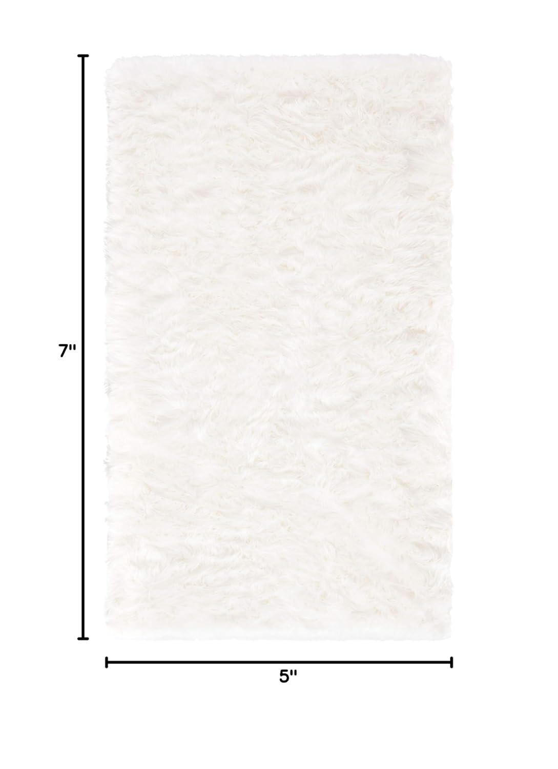 Faux Sheep Skin FSS235 Power Loomed Indoor Area Rug - Ivory - 5'x7' - Safavieh