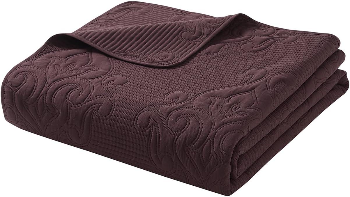 VCNY Solomun 3-Piece Pinsonic Damask Microfiber Quilt Set
