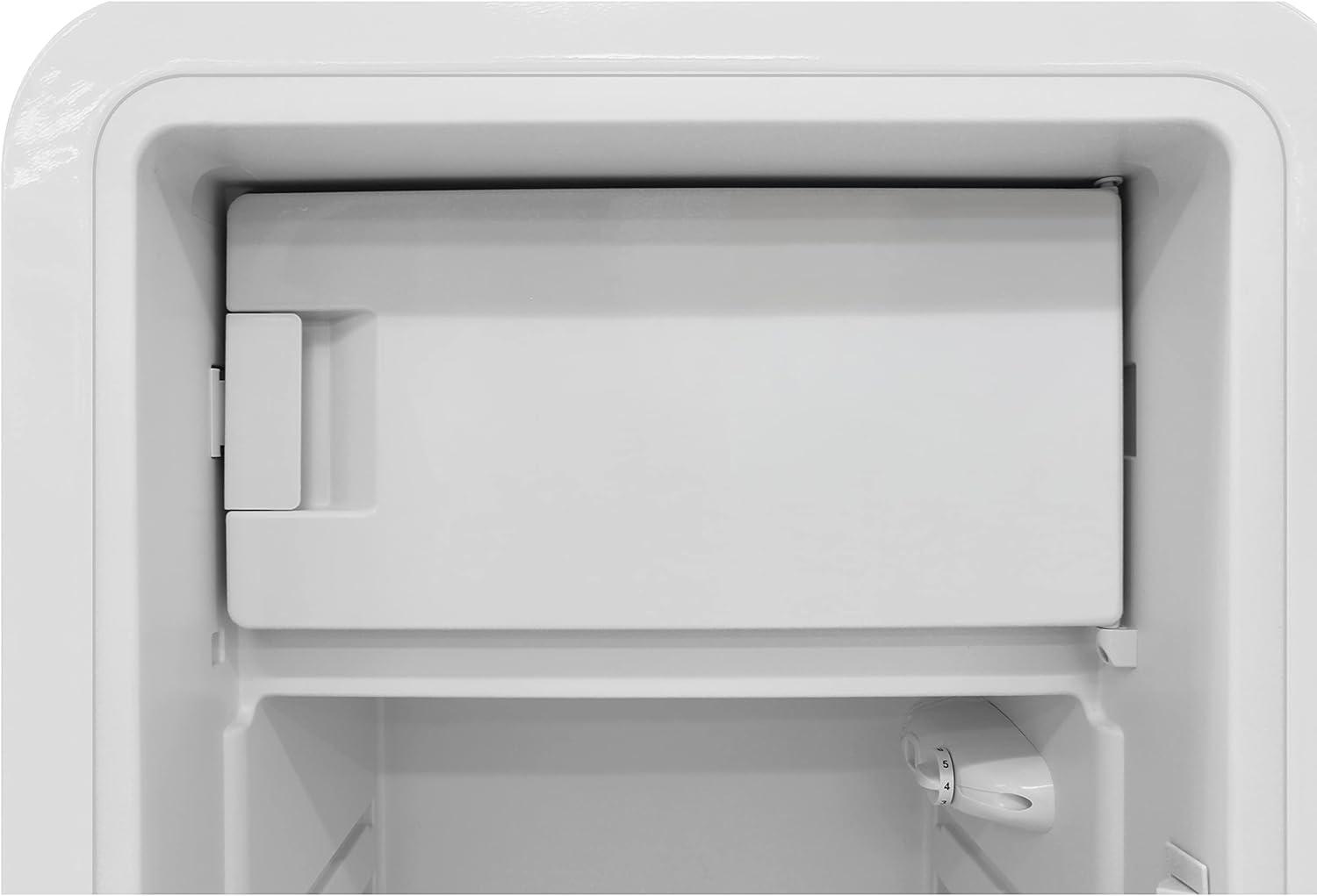 Brama 9.9-cu ft Counter-Depth Top-Freezer Refrigerator ( White )