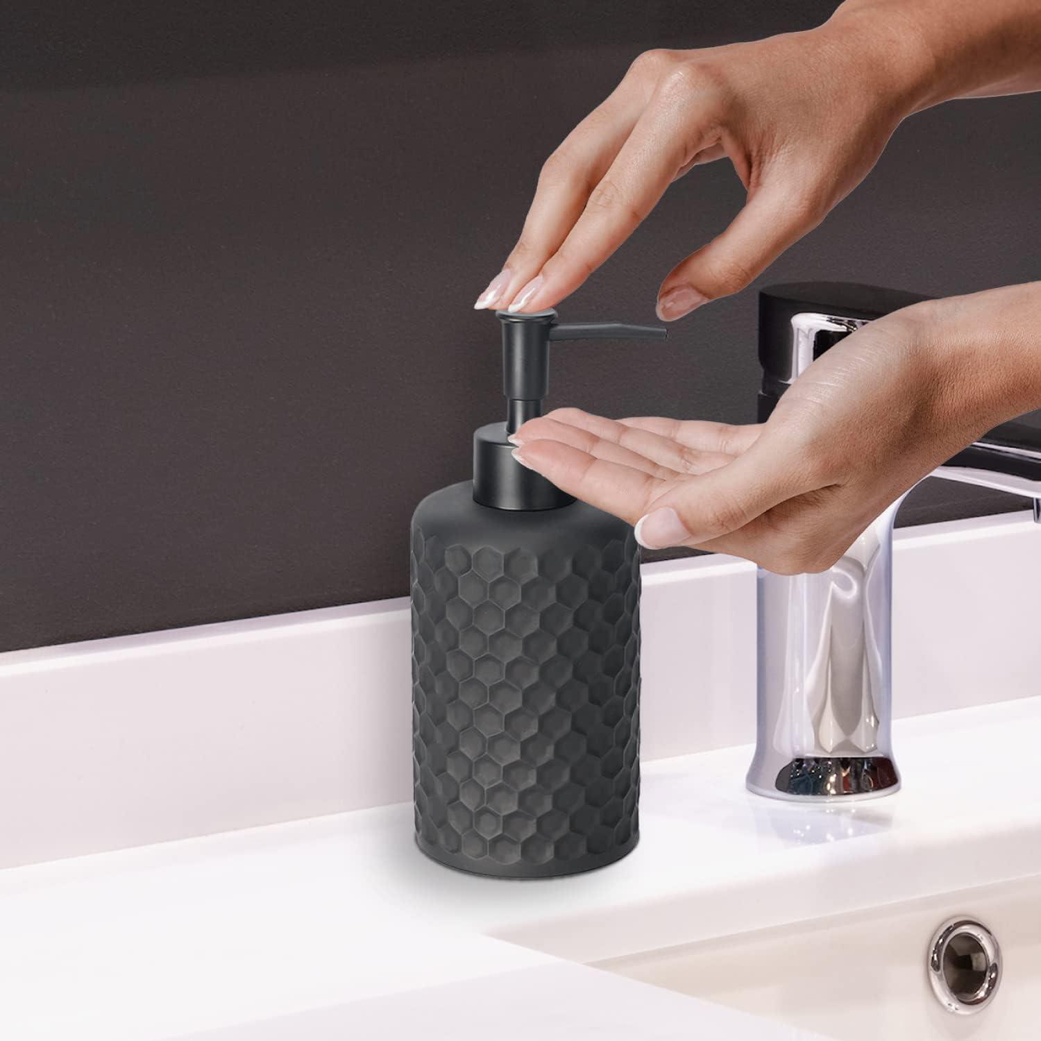 zccz Bathroom Accessory Set - 6 Pcs Black Bathroom Accessories Set with Trash Can, Toothbrush Holder, Toothbrush Cup, Soap Dispenser, Soap Dish, Toilet Brush with Holder - Accessoire Salle de Bain