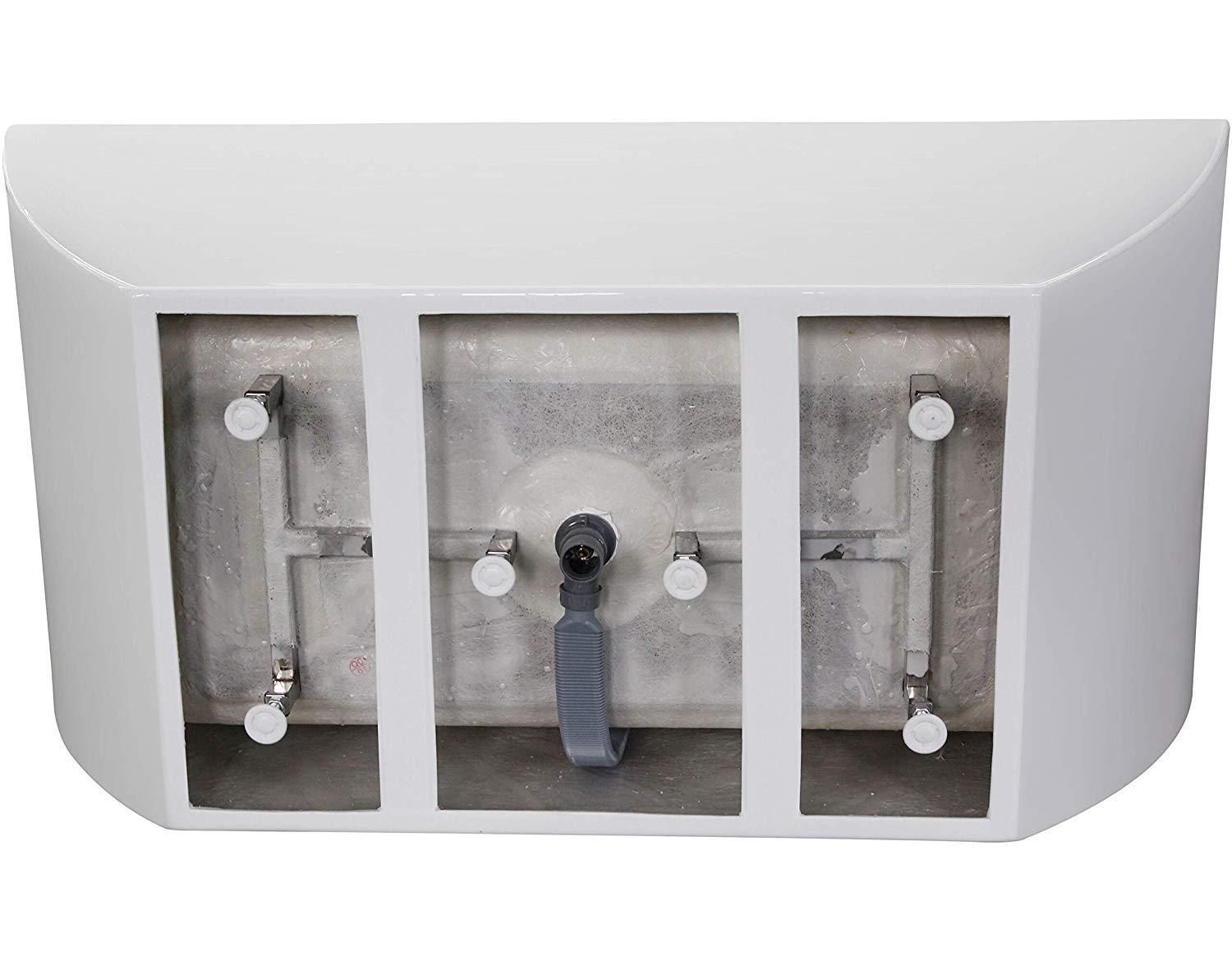 66.9" x 33" Freestanding Soaking Bathtub