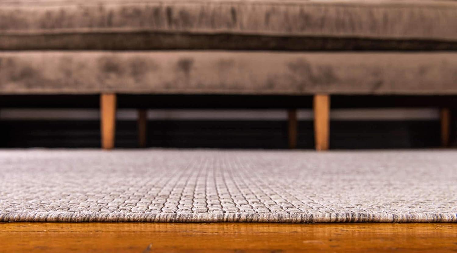 Unique Loom 4' 1 x 6' 1 Rectangle Indoor/Outdoor Solid Beige Area Rug