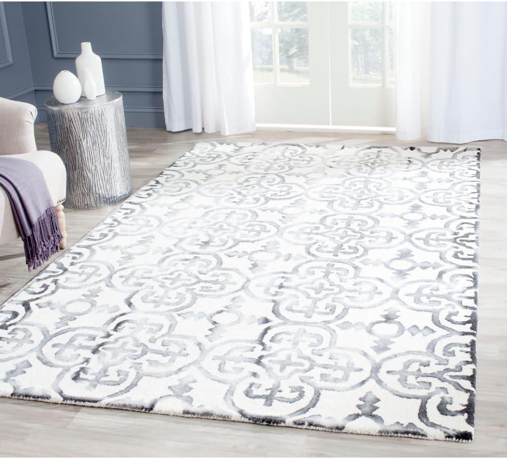 Dip Dye DDY711 Hand Tufted Area Rug  - Safavieh