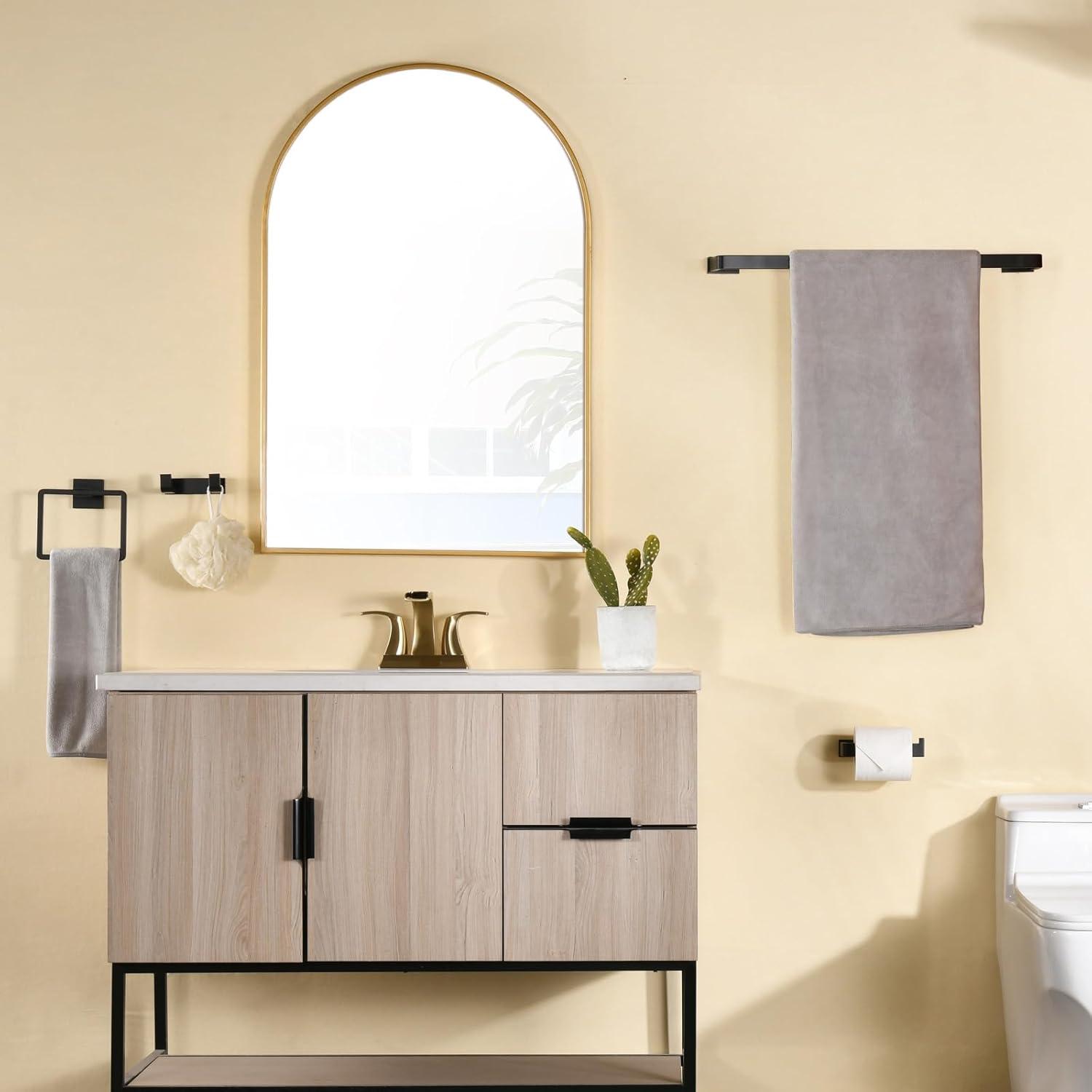4 - Piece Bathroom Hardware Set