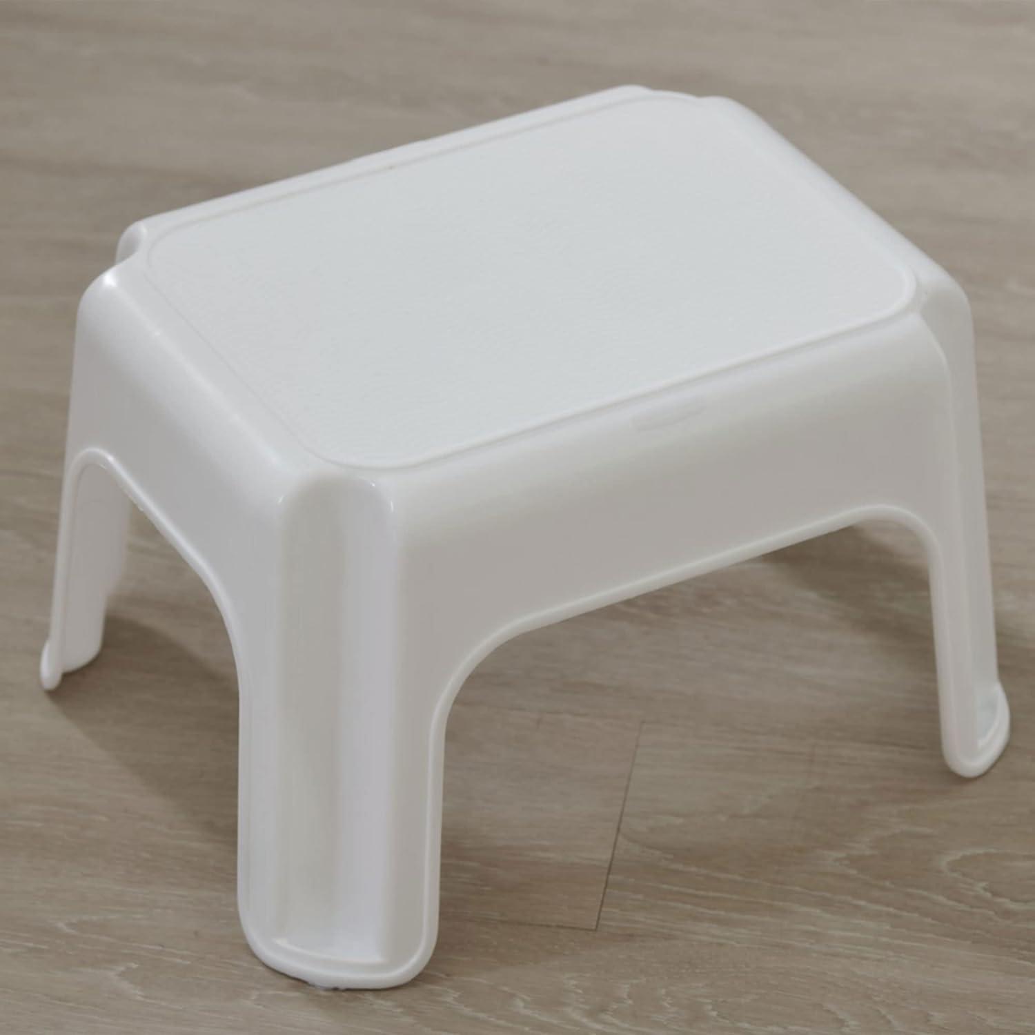 Rubbermaid Durable 1-Step White Plastic Stool