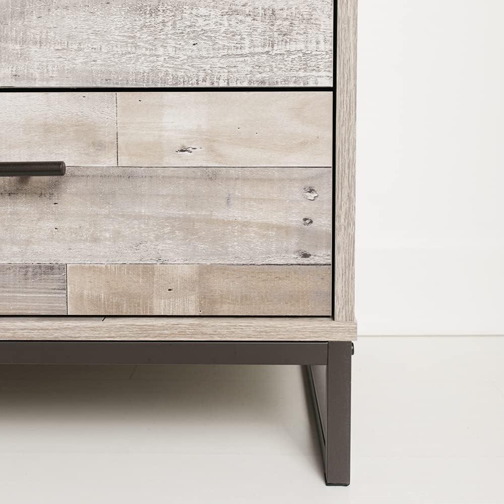 Signature Design by Ashley Casual Neilsville 6 Drawer Dresser, Whitewash