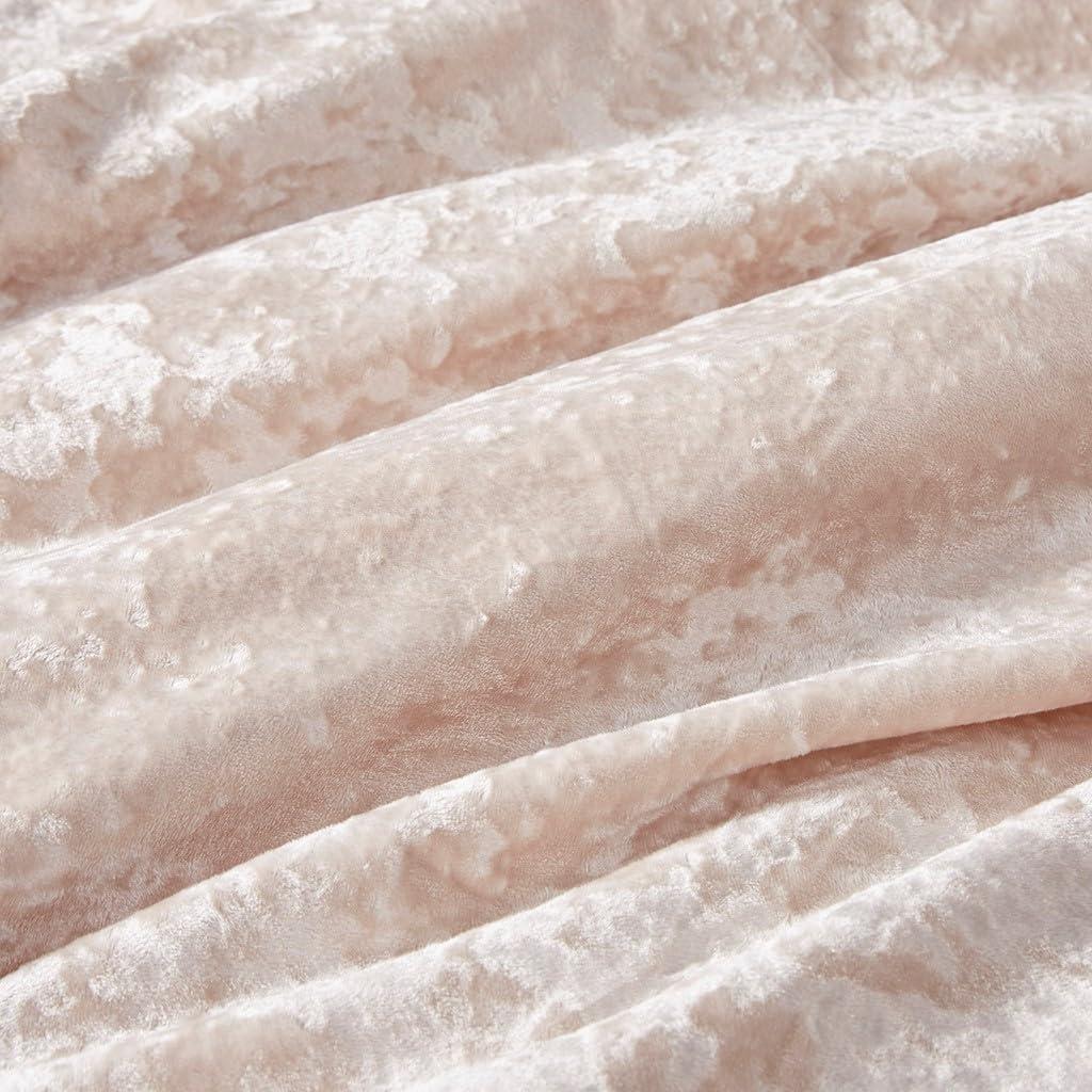 Intelligent Design Queen Comforter Set, Reversible Velvet Comforter Set, Soft & Warm Sherpa Reverse, Winter Fluffy Comforter Bed Set with 2 Shams, Mira, Full/Queen Blush 3 Piece