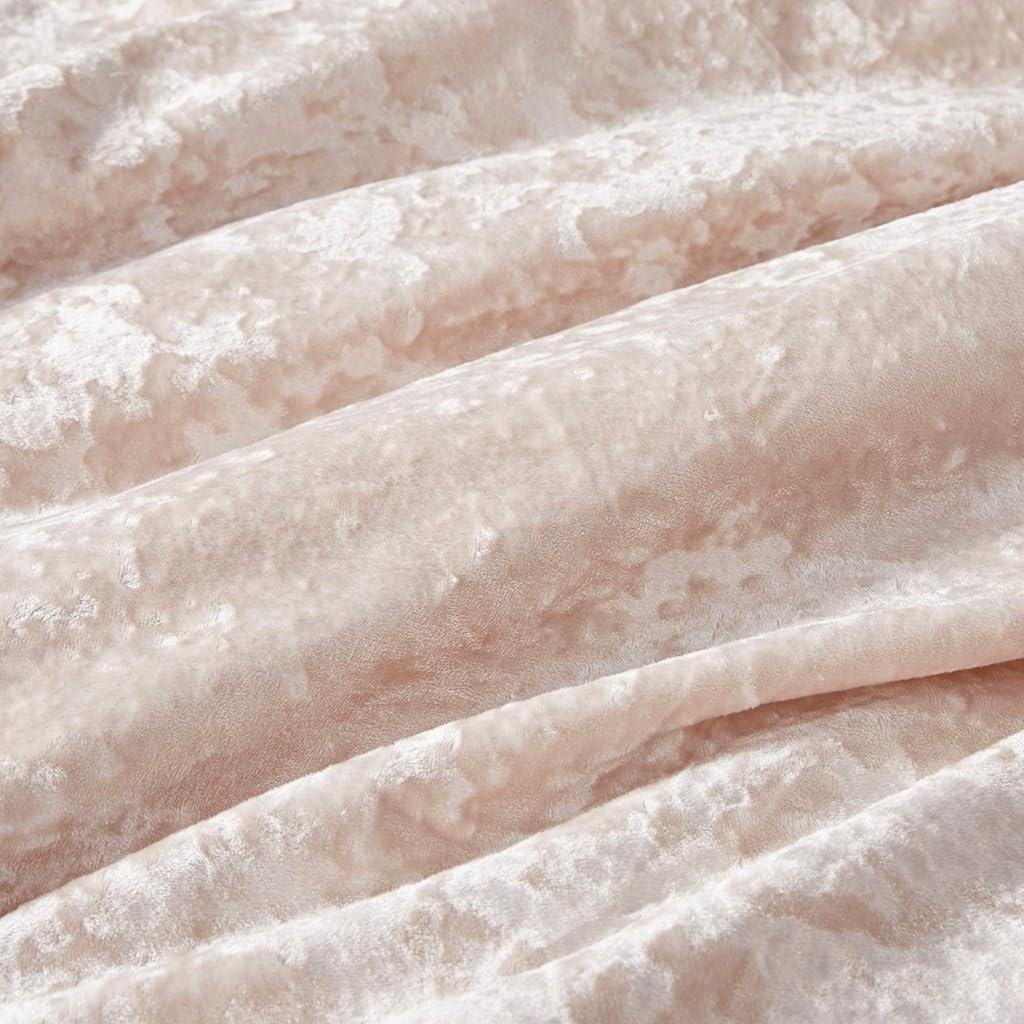 Intelligent Design Queen Comforter Set, Reversible Velvet Comforter Set, Soft & Warm Sherpa Reverse, Winter Fluffy Comforter Bed Set with 2 Shams, Mira, Full/Queen Blush 3 Piece
