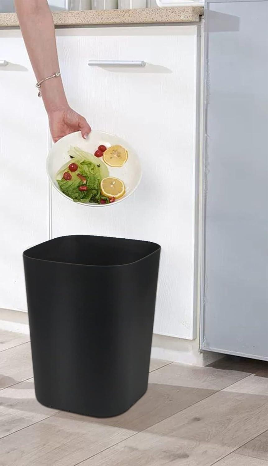 Black Square 2 Gallon Plastic Trash Can