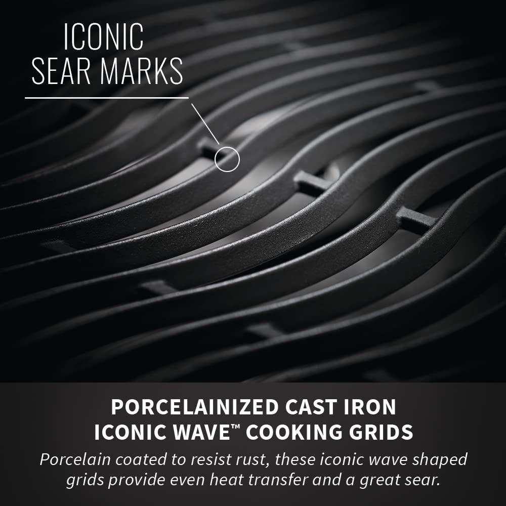 Napoleon Rogue SE Gas Grill with Infrared Rear and Side Burners, Stainless Steel