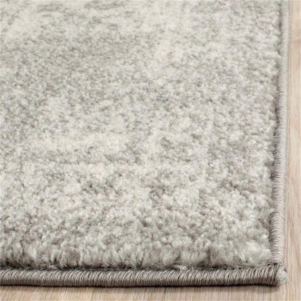 Evoke EVK256 Power Loomed Indoor Area Rug - Silver/Ivory - 6'7"x6'7" - Safavieh