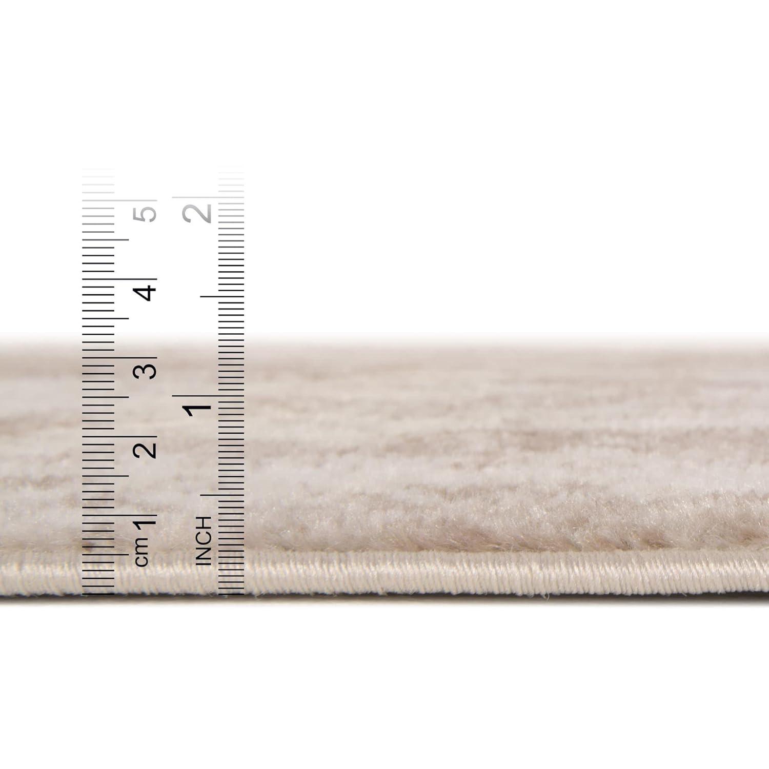 Rugs.com Monte Carlo Collection Rug – 5' Round Beige Medium Rug Perfect for Kitchens, Dining Rooms