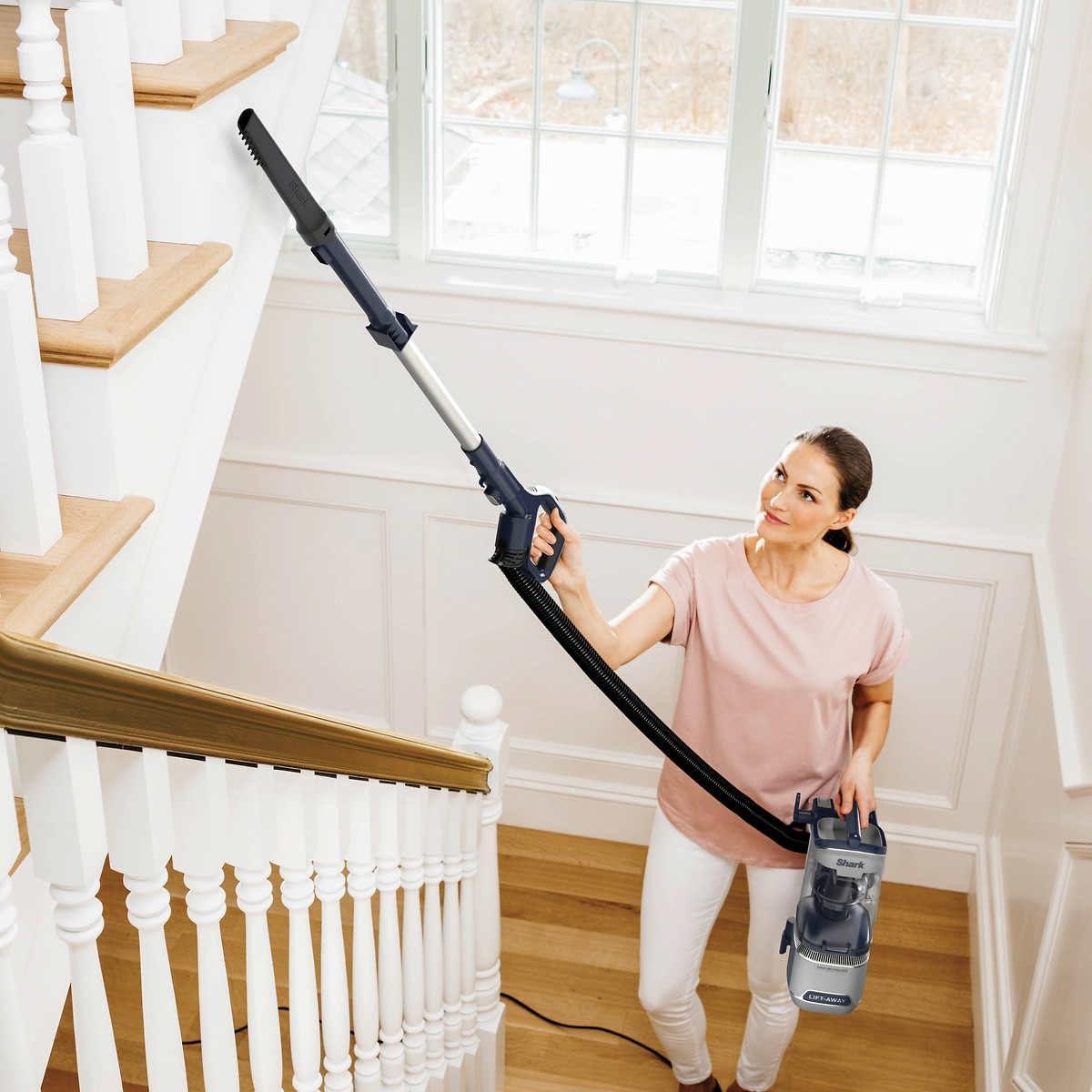 Restored Shark UV900 Pet Performance Plus Lift-Away Upright Vaccum - (Refurbished)