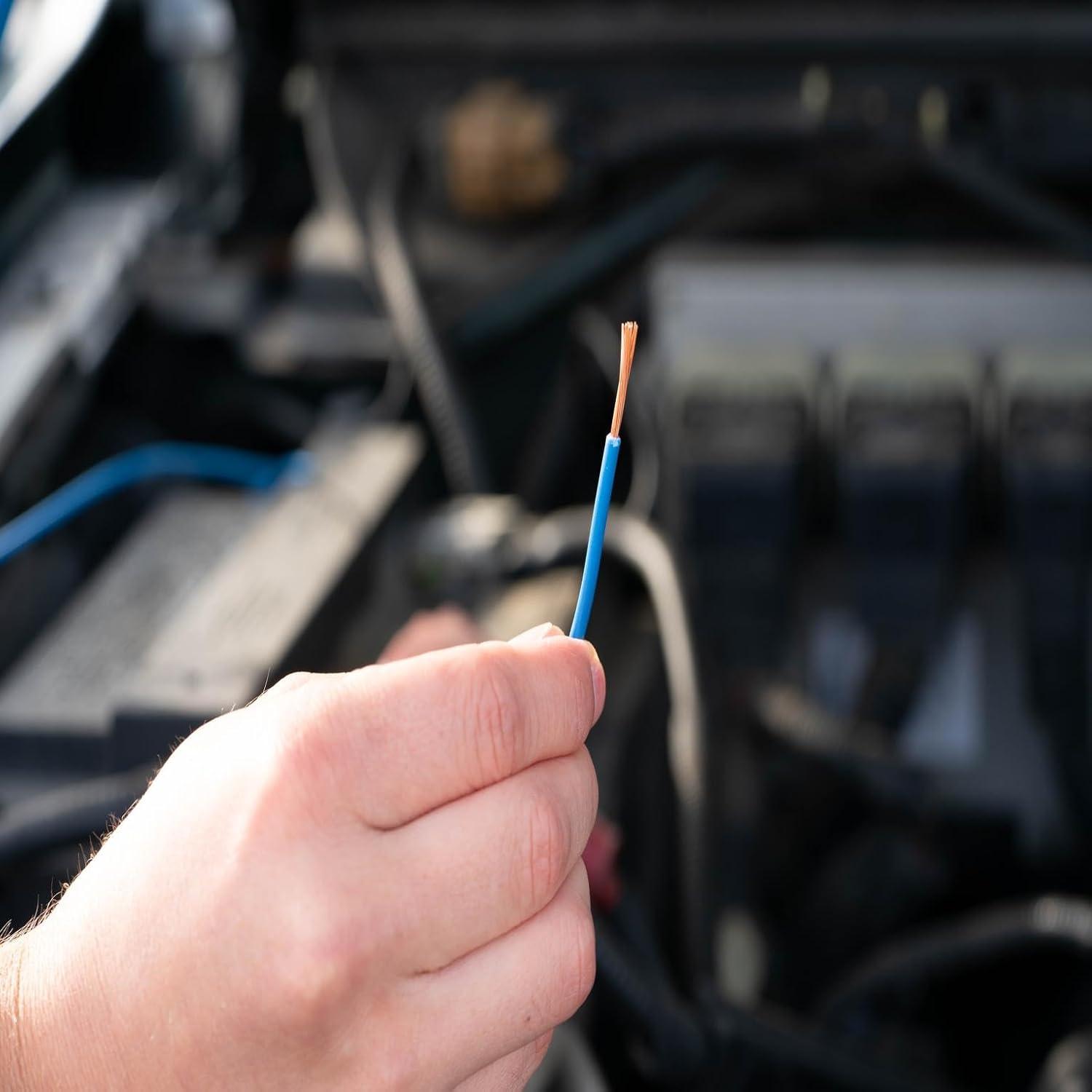 Southwire 55667423 Primary Wire 18-Gauge Bulk Spool, 100-Feet, Red