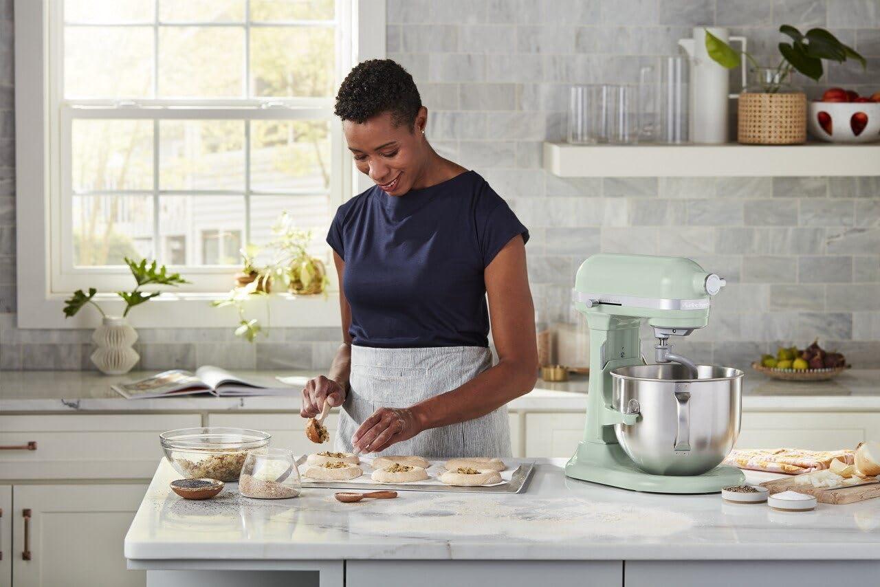KitchenAid ® Pistachio 7-Quart Bowl-Lift Stand Mixer