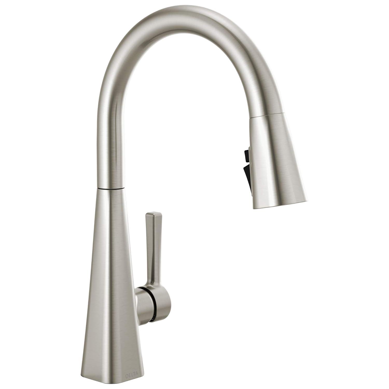 Lenta Pull Down Sprayer Kitchen Sink Faucet, Single Handle Kitchen Faucet