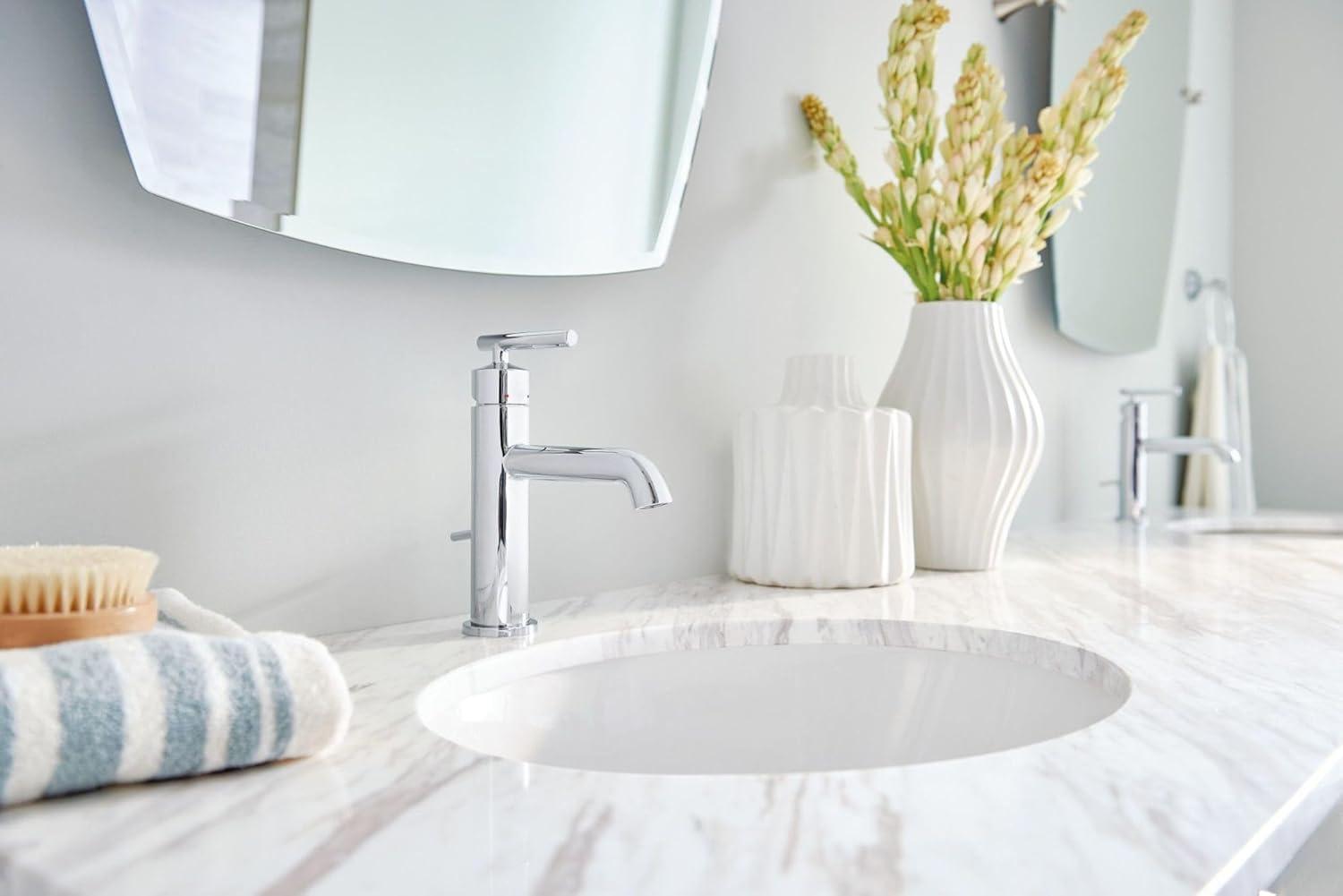 Gibson Single Hole Bathroom Faucet with Drain Assembly