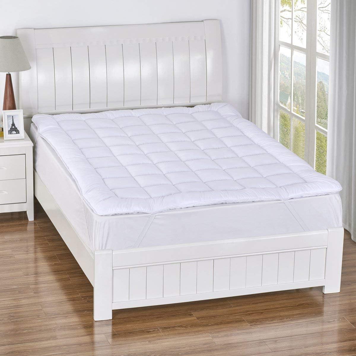 Royal Hotel Bedding Plush Mattress Topper, Twin, 2 Inches Hypoallergenic Overfilled Down Alternative Anchor Bands Mattress Topper