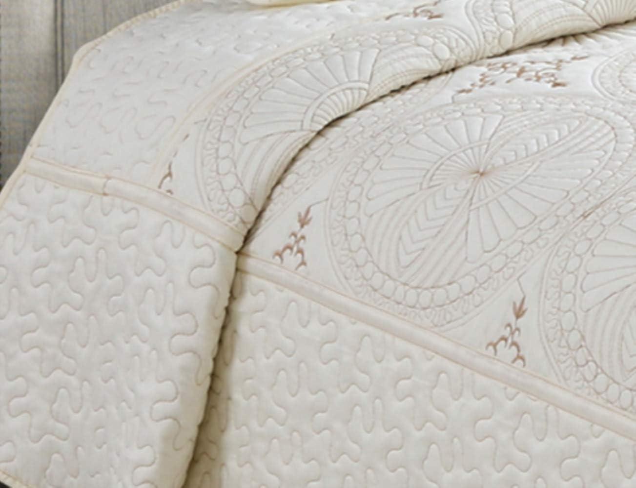 Hong and Arts Inc. Marina Decoration Embroidered Stitching Coverlet Bedspread Ultra Soft Solid Summer Quilt Set, Geometric Circles Cream - Queen