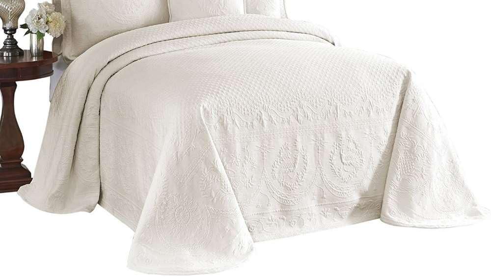 Historic Charleston King Charles Matelasse Traditional Cotton Floral Coverlet