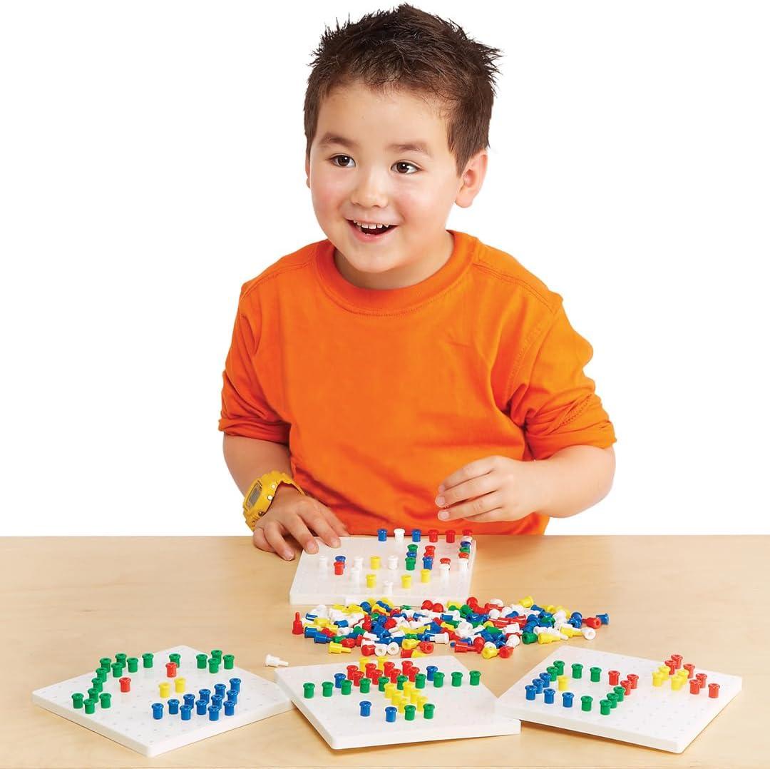 Colorful Plastic Pegs and Peg Boards Set for Kids