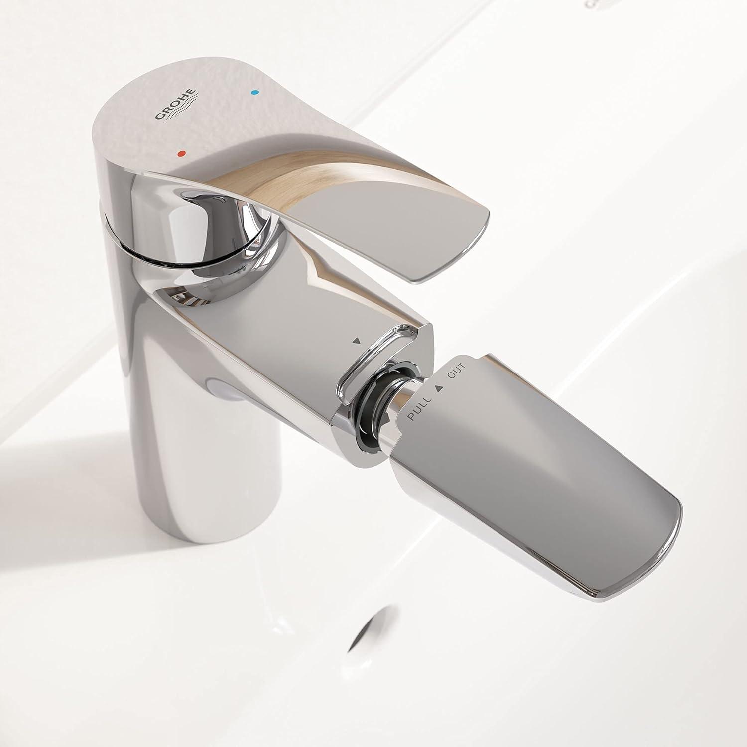 Eurosmart® Single Hole Bathroom Faucet with Drain Assembly