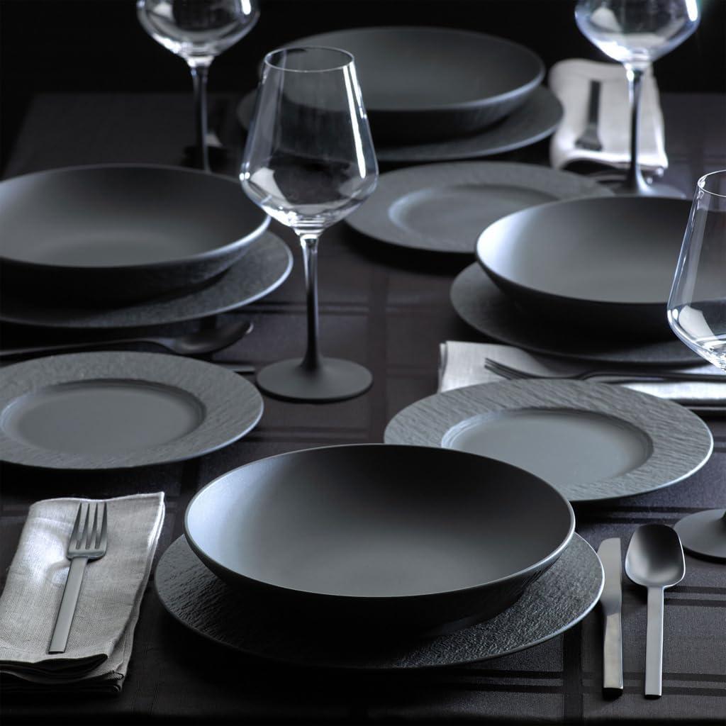 Black Porcelain 12-Piece Round Dinnerware Set