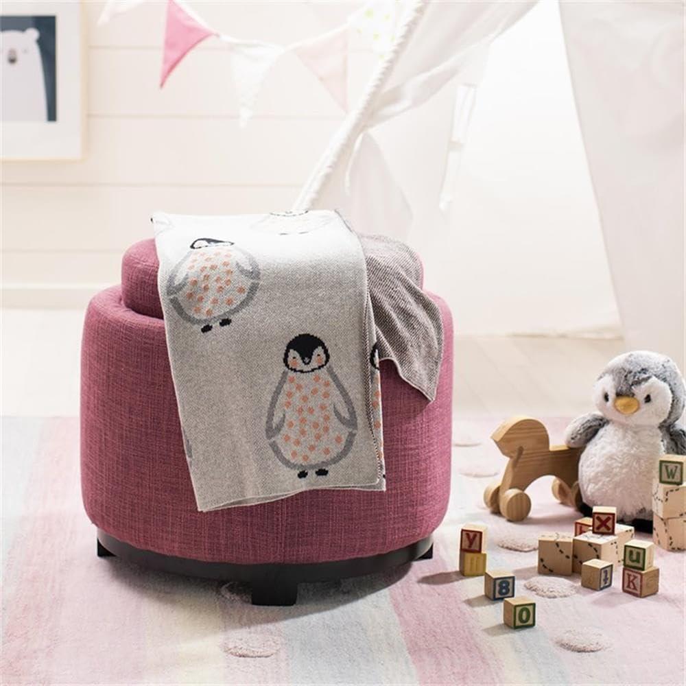 SAFAVIEH Ozzie The Penguin 32" x 40" Baby Throw, Grey/Coral