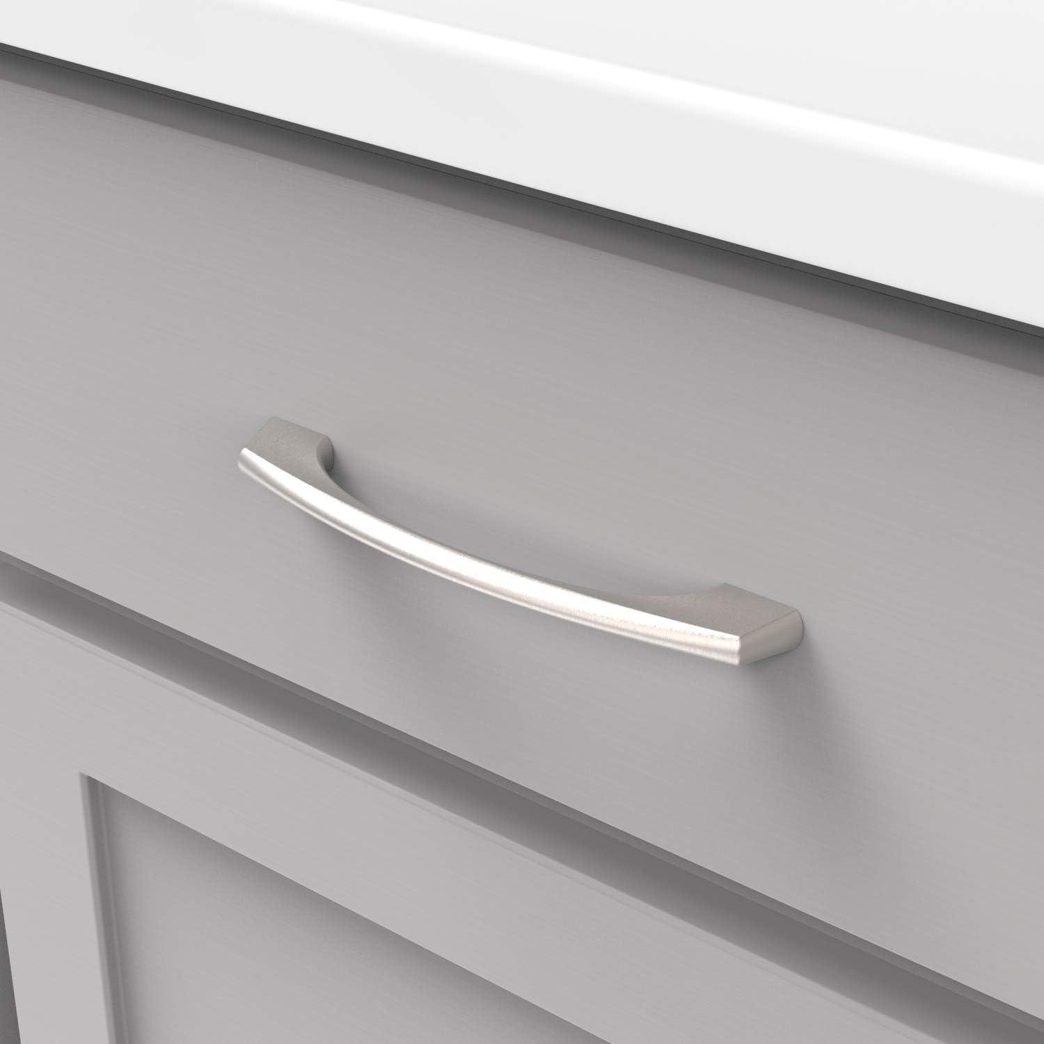 Greenwich Kitchen Cabinet Handles, Solid Core Drawer Pulls for Cabinet Doors, 5-1/16" (128mm)