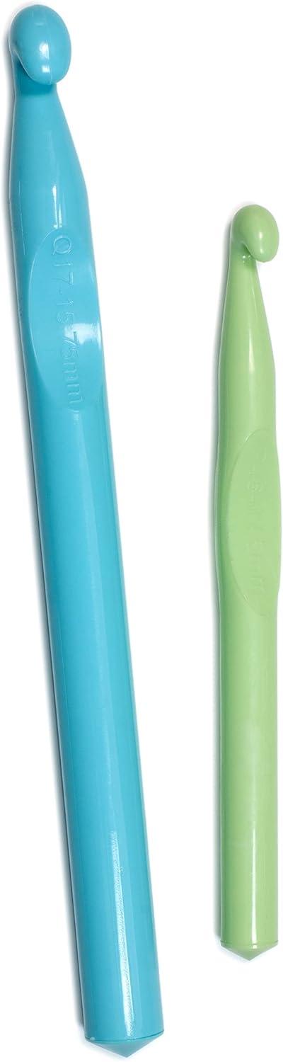 Boye 0.68" Plastic Crochet Hooks, Assorted (2 Pieces)